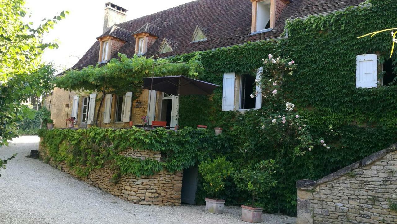 La Vignolle Hotel Saint-Amand-de-Coly Bagian luar foto