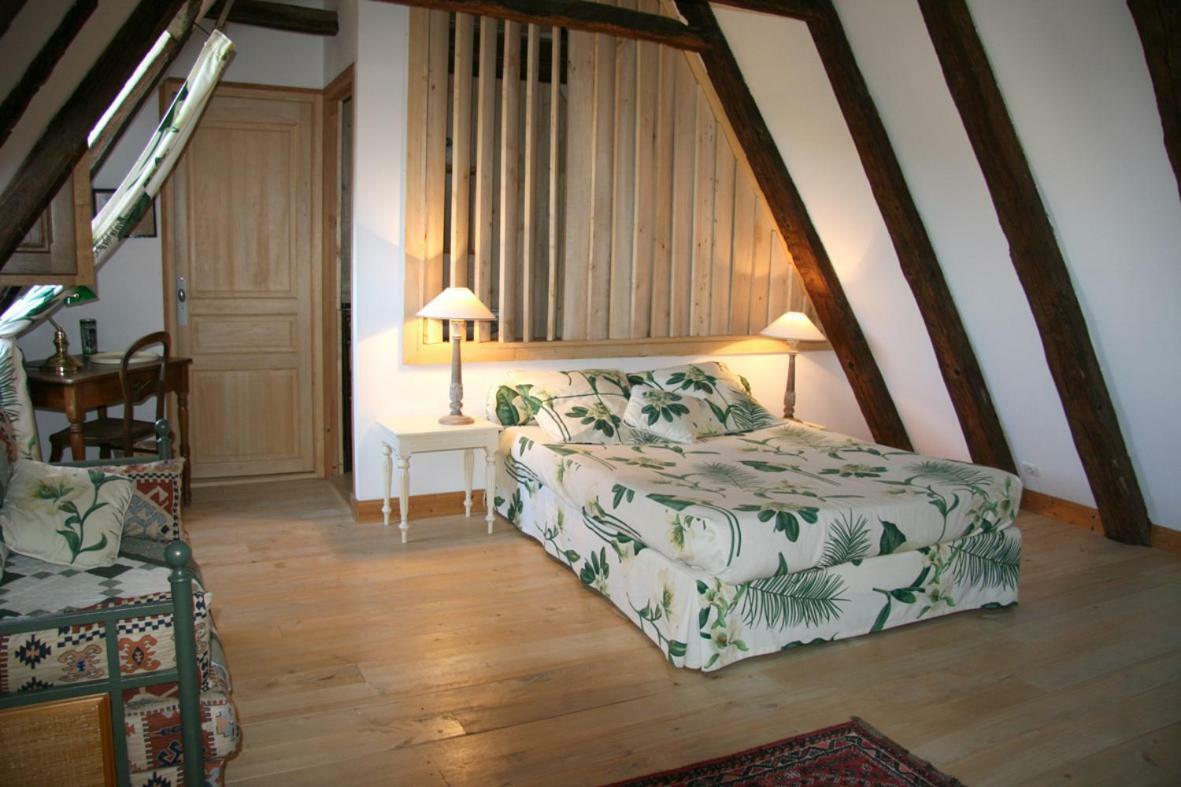 La Vignolle Hotel Saint-Amand-de-Coly Bagian luar foto